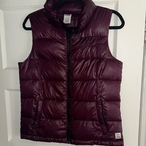 PINK Victoria's Secret Burgundy Puffer Vest size small